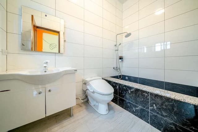 CHING HO YUAN HOUSE-Standard Room-102-3