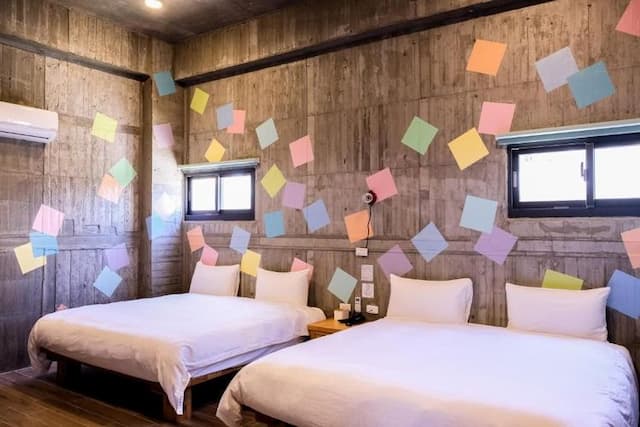 Isvara Inn-Quadruple Room-1