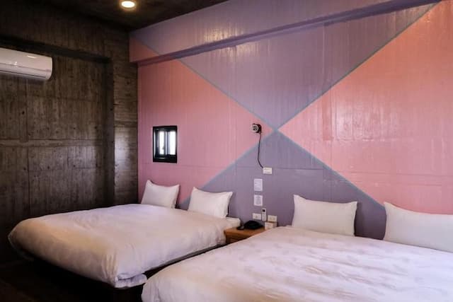 Isvara Inn-Quadruple Room-2