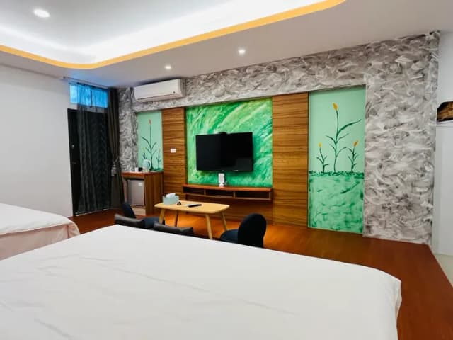 恆春古城旁民宿｜風海山會館-203山景夕陽家庭四人房（大四人房大陽台））-5