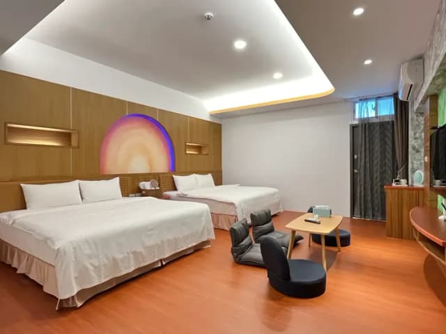 恆春古城旁民宿｜風海山會館-203山景夕陽家庭四人房（大四人房大陽台））-1