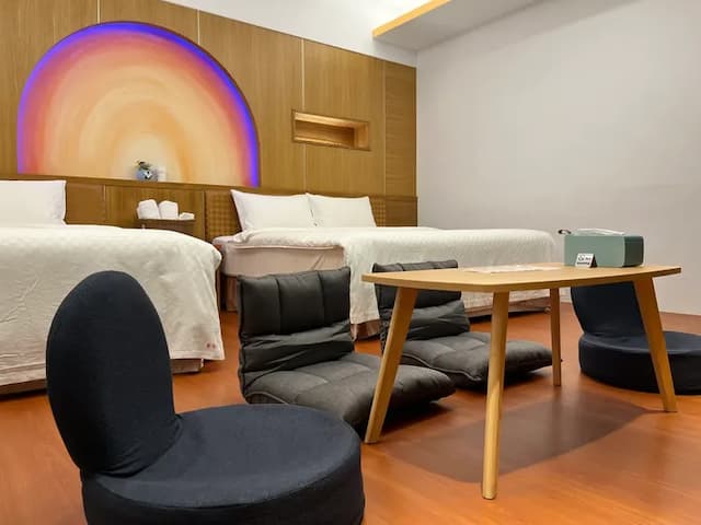 恆春古城旁民宿｜風海山會館-203山景夕陽家庭四人房（大四人房大陽台））-8