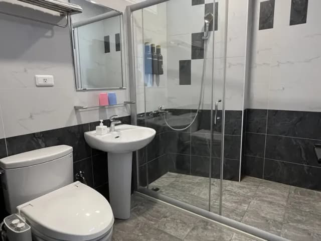 恆春古城旁民宿｜風海山會館-301日式和風雙人房（小雙人房小陽台）-7