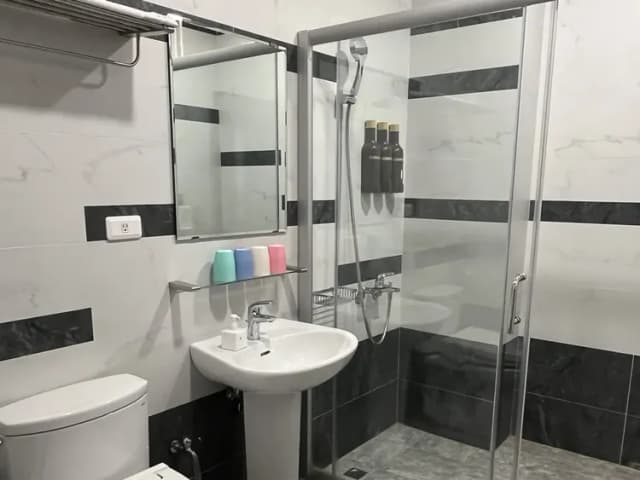 恆春古城旁民宿｜風海山會館-303忘憂天空四人房（小四人房小陽台）-9