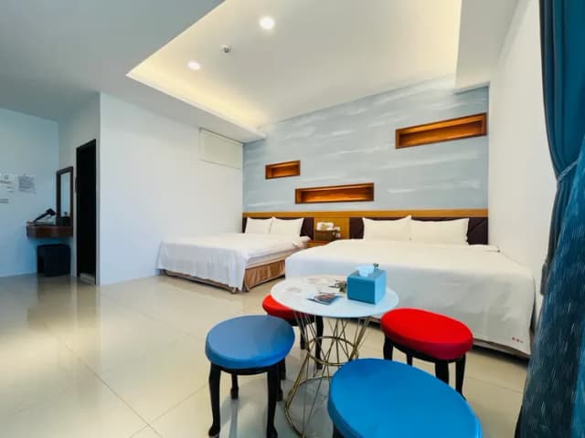 恆春古城旁民宿｜風海山會館-303忘憂天空四人房（小四人房小陽台）-2