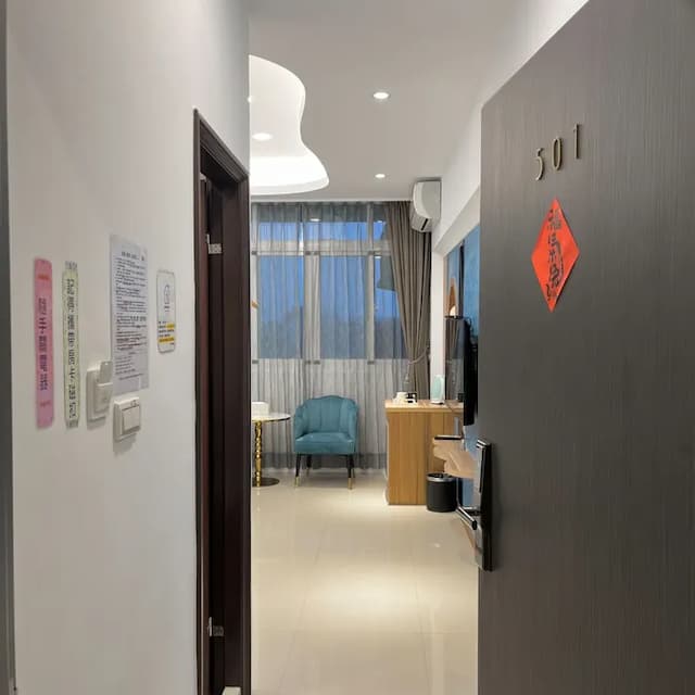 恆春古城旁民宿｜風海山會館-501跳躍海豚雙人房（小雙人房小陽台）-7