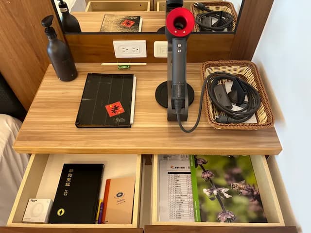 恆春古城旁民宿｜風海山會館-502現代簡約雙人房（大雙人房小陽台）-6