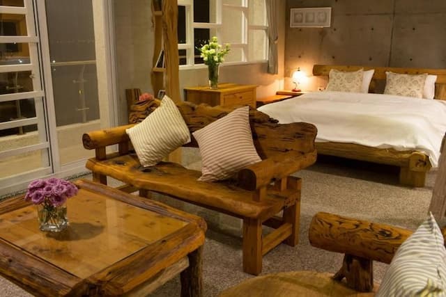 Water Reflected in the Hall-Deluxe Double Room with Balcony-1