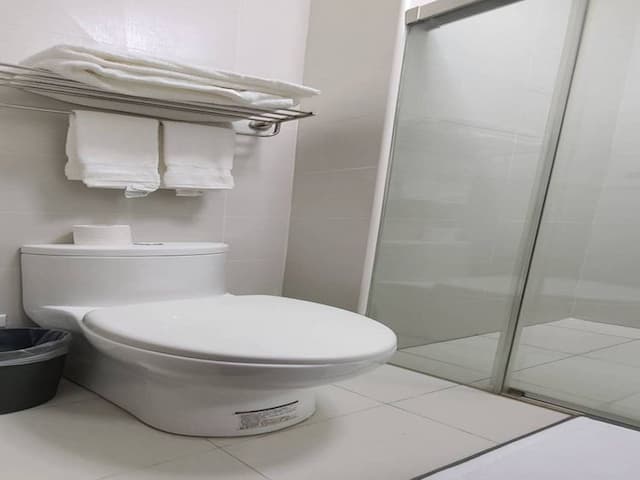 Happy Casa Resorts-Deluxe Suite, 1 bedroom suite, 1 King bed, balcony-10