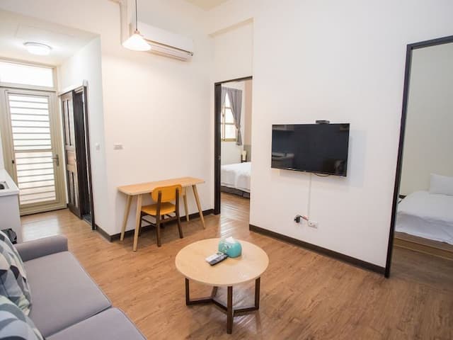 Happy Casa Resorts-Deluxe Suite, 1 bedroom suite, 1 King bed, balcony-4