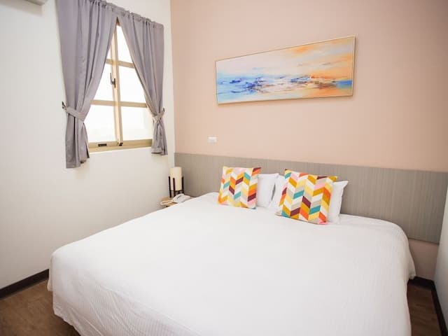 Happy Casa Resorts-Deluxe Suite, 1 bedroom suite, 1 King bed, balcony-1