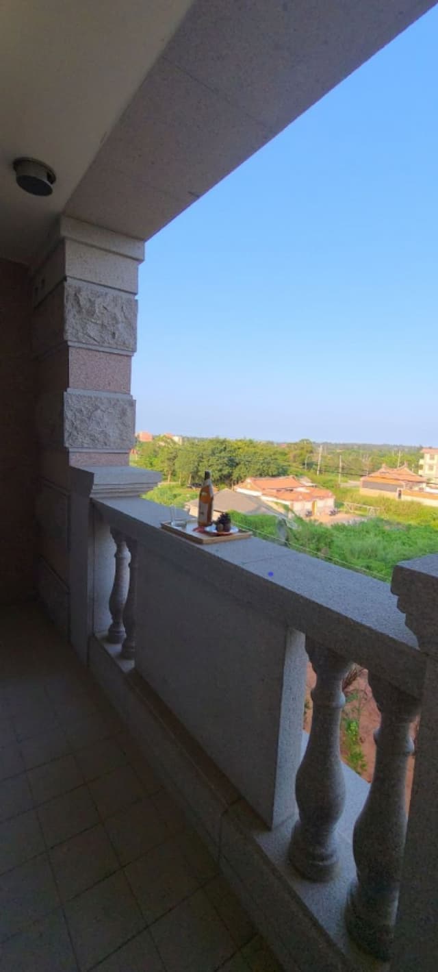 Happy Casa Resorts-Deluxe Suite, 3 bedroom suite, 1 King bed, 4 single beds, balcony-9