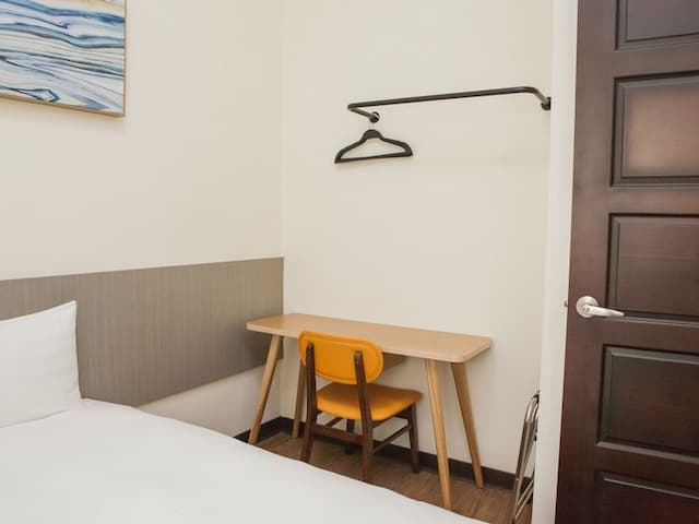 Happy Casa Resorts-Deluxe Suite, 3 bedroom suite, 1 King bed, 4 single beds, balcony-4