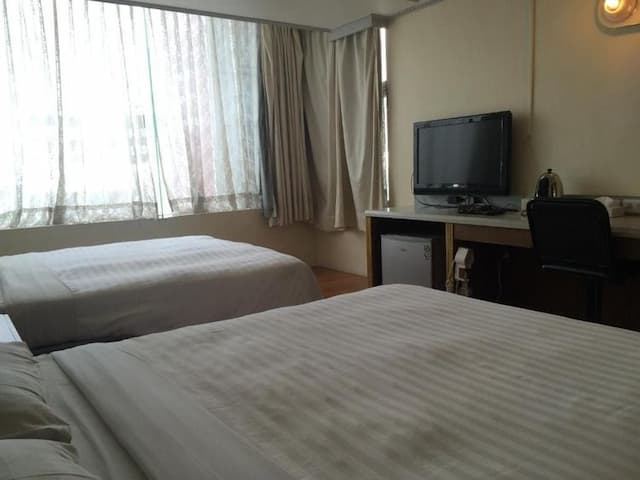 富帝大飯店-四人房-6