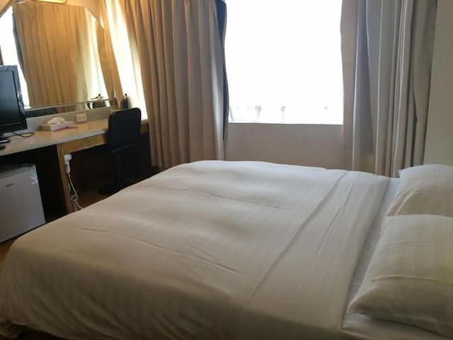 富帝大飯店-豪華套房-6