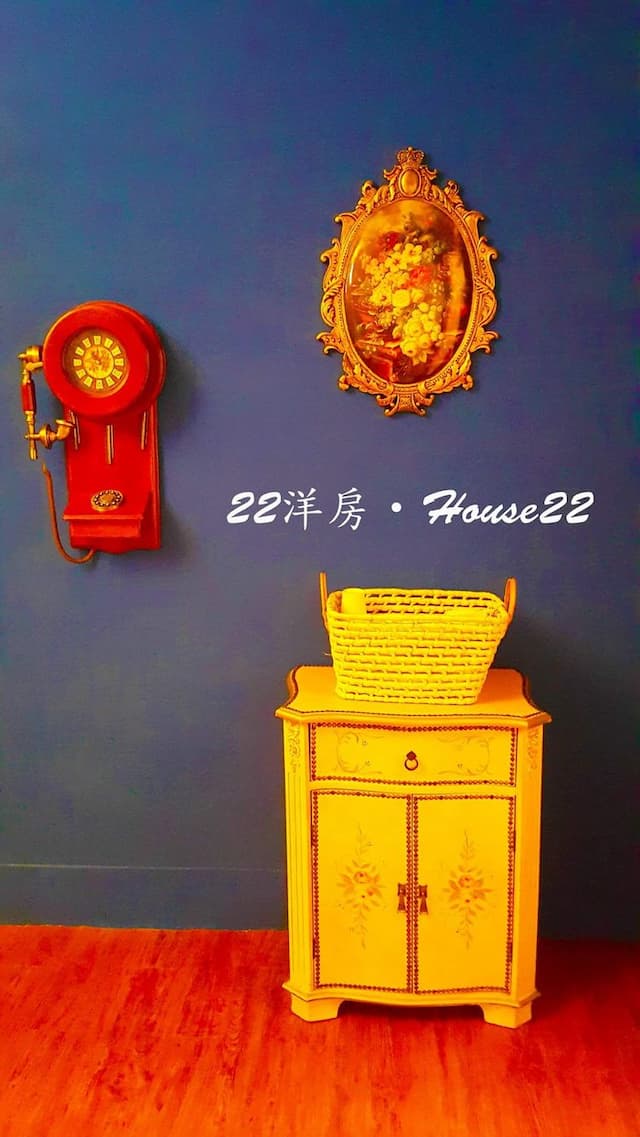 House 22-201 golden court-3