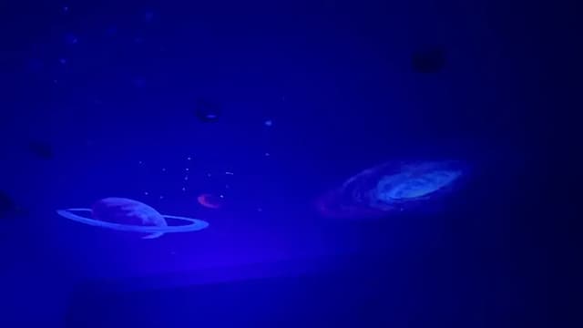 夜空裡簡單不失去典雅