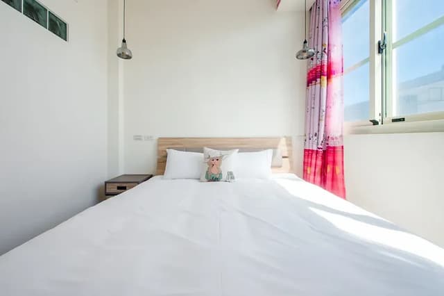 Mico Homestay-Deluxe Double Room with Balcony-4