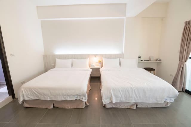 Memory In Water-Comfortable Quadruple Room-5