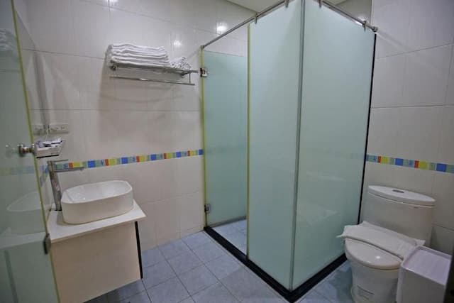 SUN MOON LAKE SMSX B&B-Cozy Quad Room-9