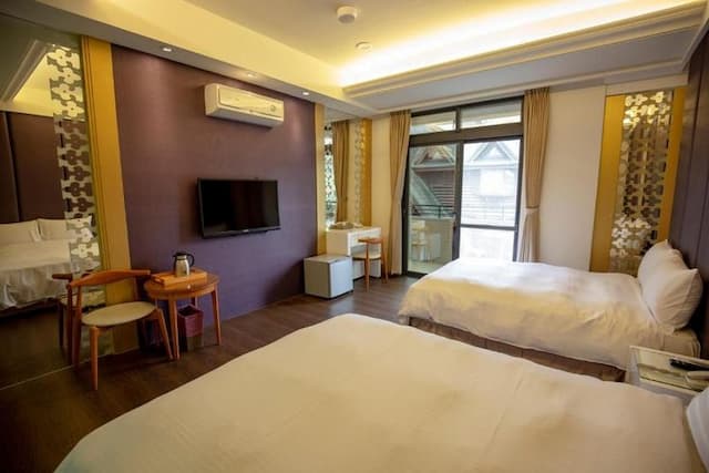 SUN MOON LAKE SMSX B&B-Cozy Quad Room-8