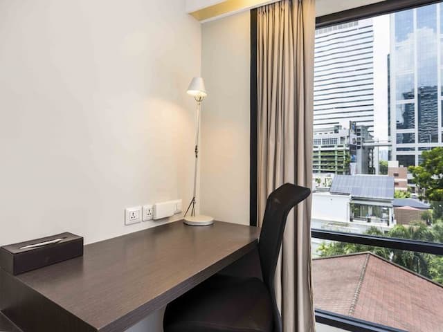 Studio Standard in Sukhumvit
