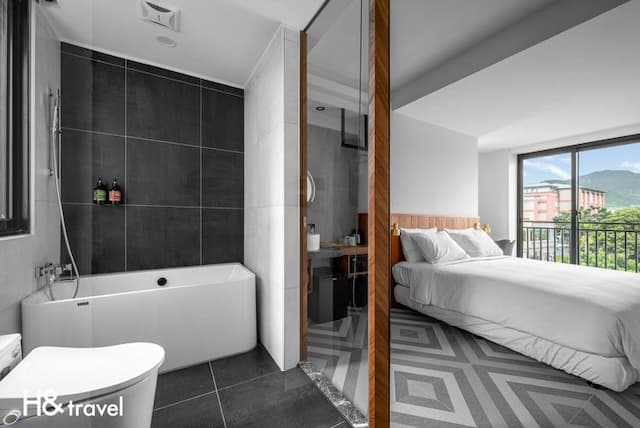 Black Horn B&B  | Kenting Design Hotel-Superior Double with Balcony-6
