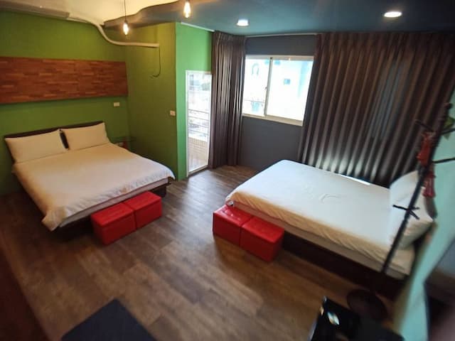 玖拾捌民宿｜可選購18-20人花蓮包棟｜近花蓮火車站-18人包棟(雙人房*4&四人房*1&六人房*1)-5