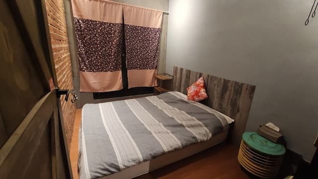 On my way yuli hostel-Standard Double Room with Shared Bathroom-1