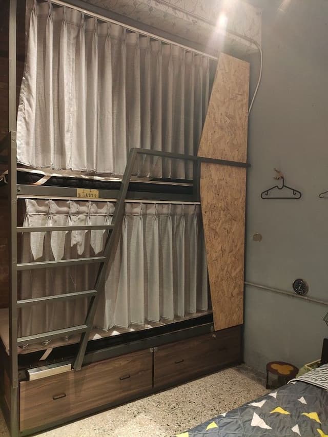 On my way yuli hostel-Family Room with Shared Bathroom-3