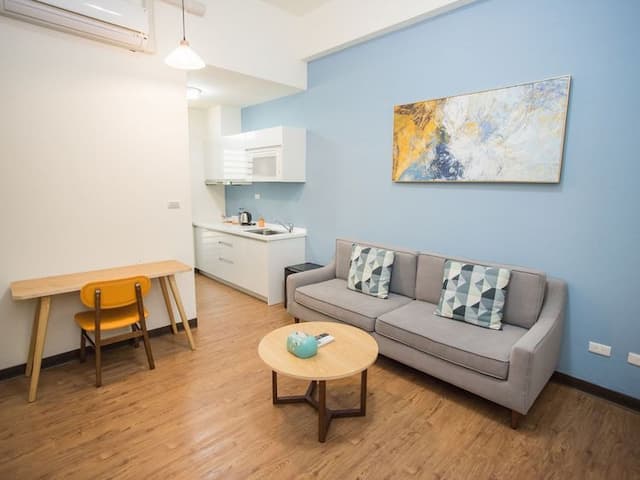 Happy Casa Resorts-Deluxe Suite, 1 bedroom suite, 2 single beds, balcony-4