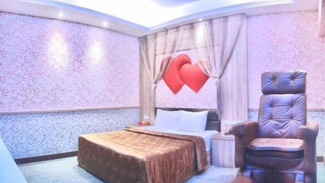 楓情汽車旅館-標準雙人房-6