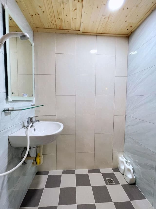 Tainan house-CC INN near Tainan Train Station, Tainan Museum-5