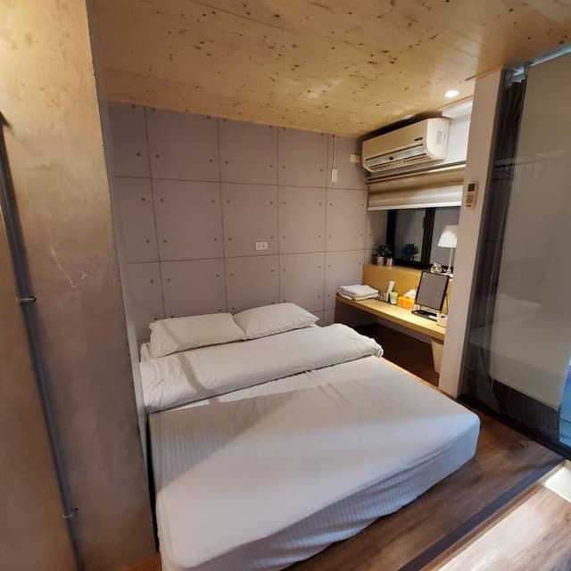 Tainan house-CC INN near Tainan Train Station, Tainan Museum-8