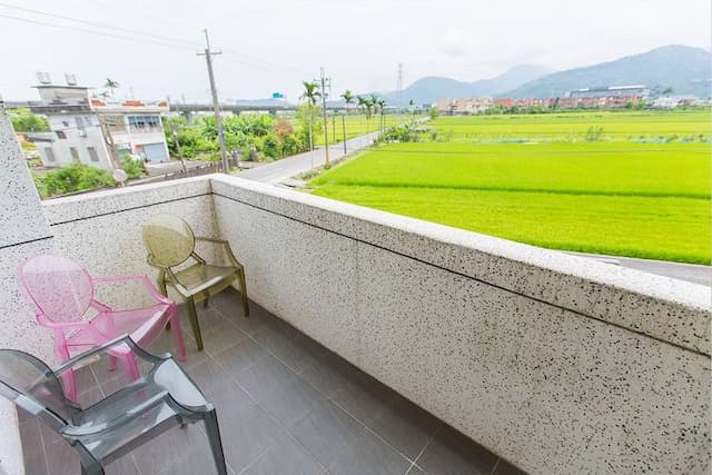 Bamboo Trail Garden Resort-Yo Ocean Quadruple Room-5