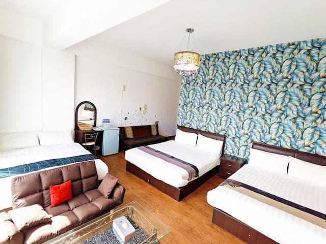 亞馨&奇雅居聯合民宿 l 近吉安慶修院-A301亞馨家庭六人房(Family room)附浴缸-2