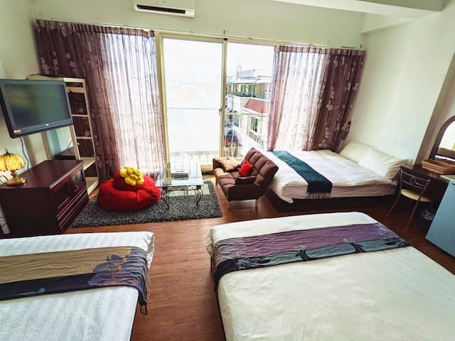 亞馨&奇雅居聯合民宿 l 近吉安慶修院-A301亞馨家庭六人房(Family room)附浴缸-3