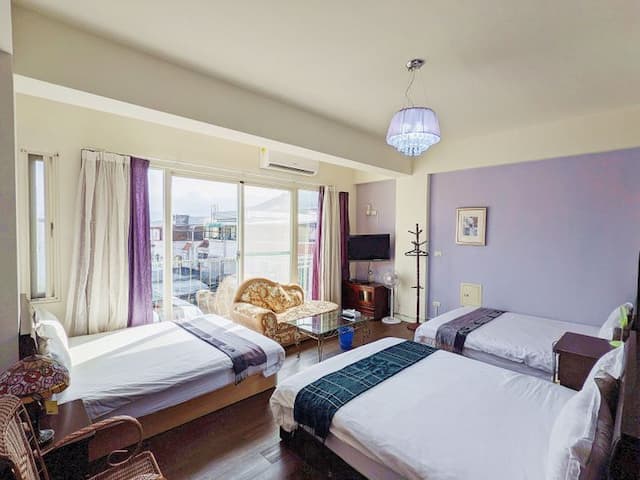 亞馨&奇雅居聯合民宿 l 近吉安慶修院-B301亞馨家庭六人房(Family room)附浴缸-1