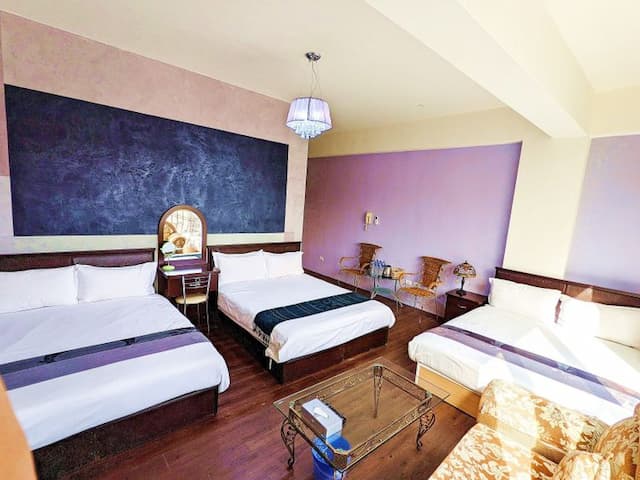 亞馨&奇雅居聯合民宿 l 近吉安慶修院-B301亞馨家庭六人房(Family room)附浴缸-2