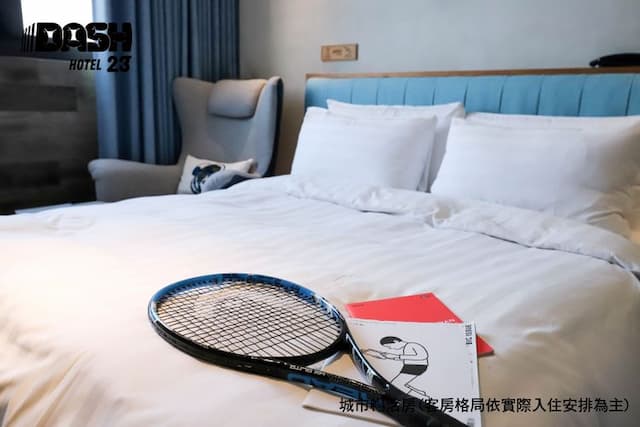 達煦23旅店｜運動主題飯店、緊鄰神農街-高級雙人房-附浴缸-4