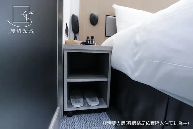 漫旅光城｜近一中商圈、享受低調奢華-經濟雙人房-8