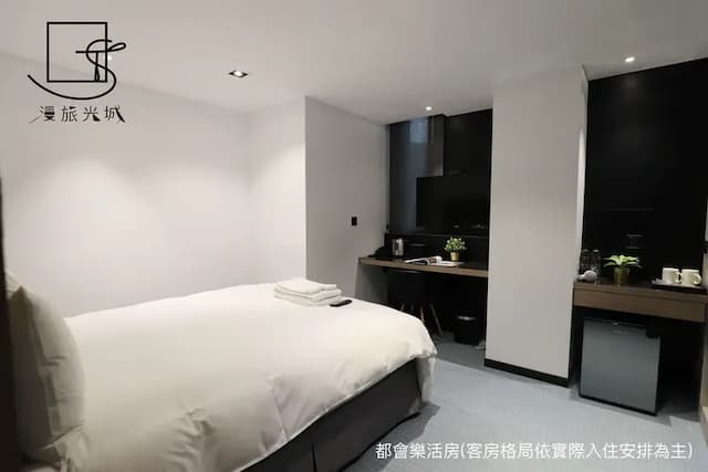 漫旅光城｜近一中商圈、享受低調奢華-標準雙人房-13