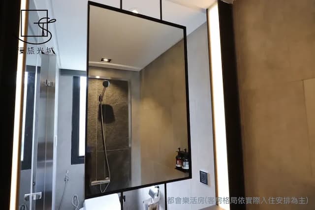 漫旅光城｜近一中商圈、享受低調奢華-標準雙人房-15
