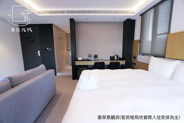 漫旅光城｜近一中商圈、享受低調奢華-豪華景觀房 -附浴缸-9