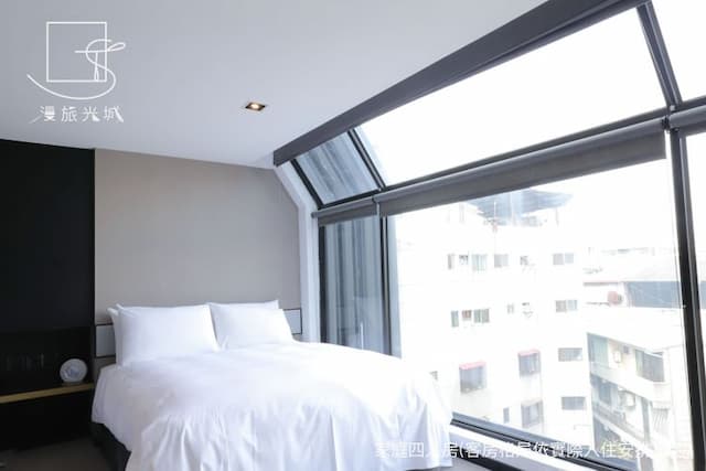 漫旅光城｜近一中商圈、享受低調奢華-豪華四人房-3