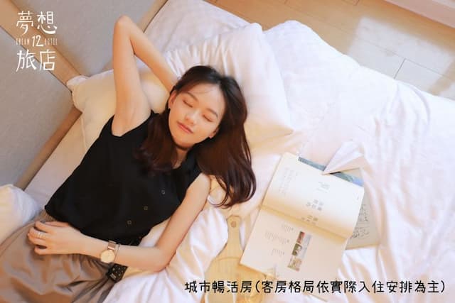 Dream 12 Hotel-Superior Double room with Balcony-5