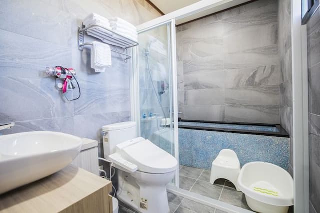 Lanyue Childlike Heart Family Homestay-Summer Memories Slide Quadruple Room-6