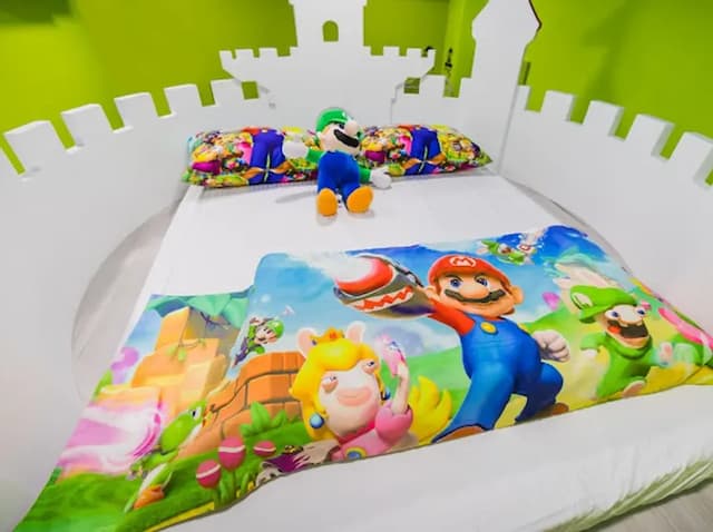 Lanyue Childlike Heart Family Homestay-Devil's Castle Slide Quad Room-3