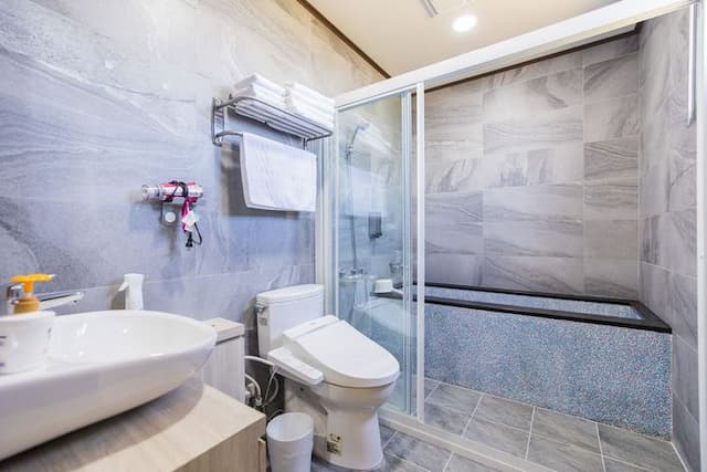 Lanyue Childlike Heart Family Homestay-Sweet Tree House Slide Quadruple Room-4