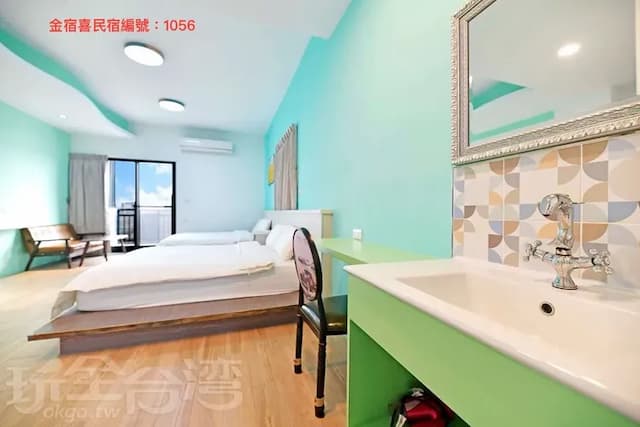 Penghu Jinsuxi Homestay-201 Quadruple Room with Balcony-3
